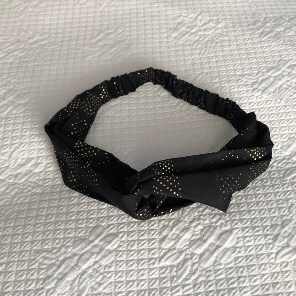 Black and Hold Headwrap